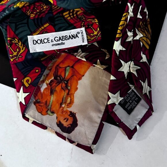 Dolce & Gabbana Tie Extraordinary Peek a Boo Pin Up Girl Medallion Shield Silk - Picture 2 of 6